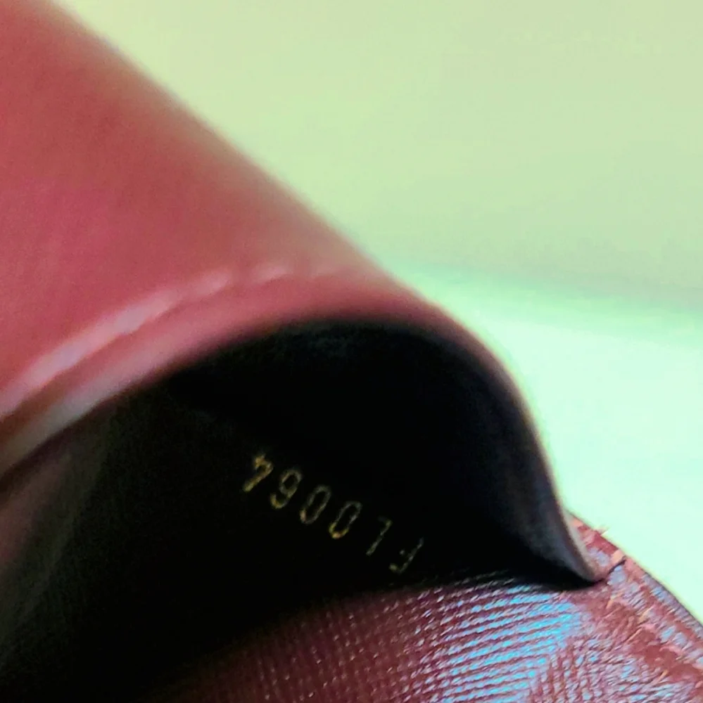 Louis Vuitton Monogram Canvas Key Case - Picture 6 of 13